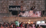Wet T-Shirt party u klubu Jungle