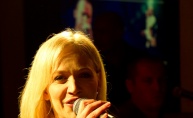 Jelena Rozga u Santosu