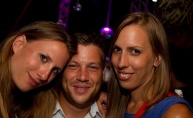 Satruday Summer Groove ludnica u Santos beach baru
