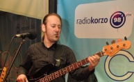 Jed Beckers group svirka u živo u Nad Urom