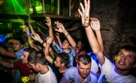 Oduševljenje NEON Partyem u clubu Jungle