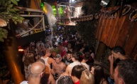 Pjena Party totalni hit na Krku u Clubu JUNGLE