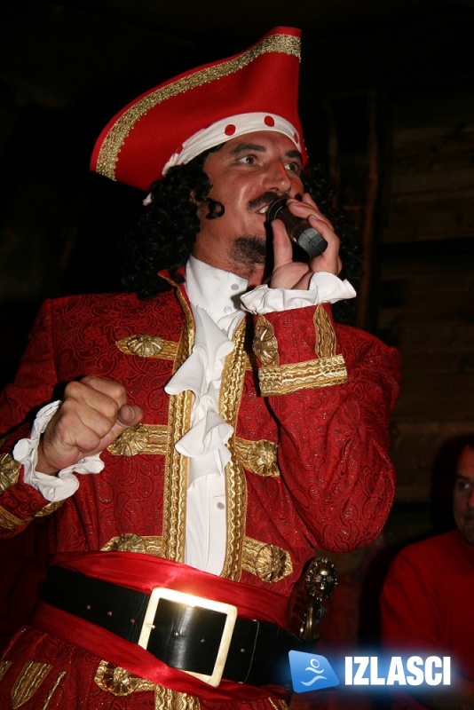Pravi piratski dolazak Captain Morgana u The Legend