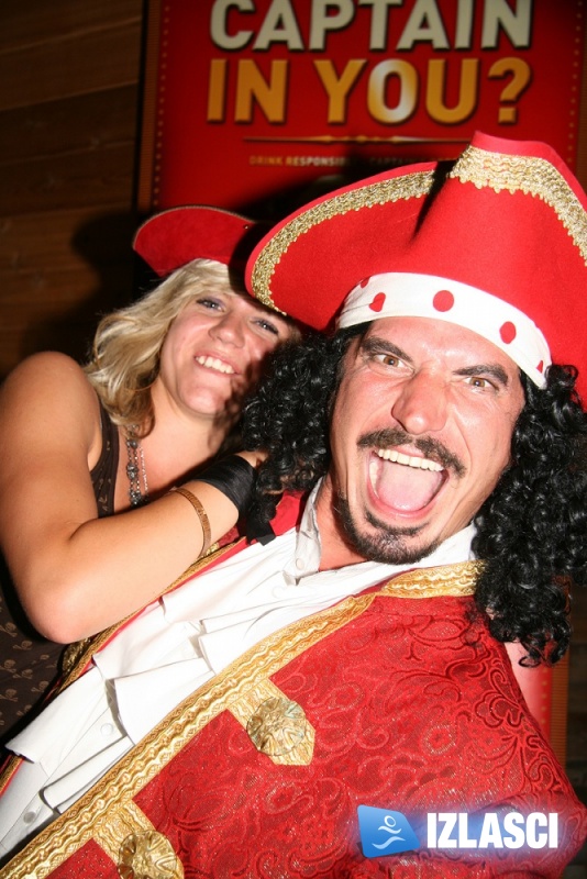 Pravi piratski dolazak Captain Morgana u The Legend