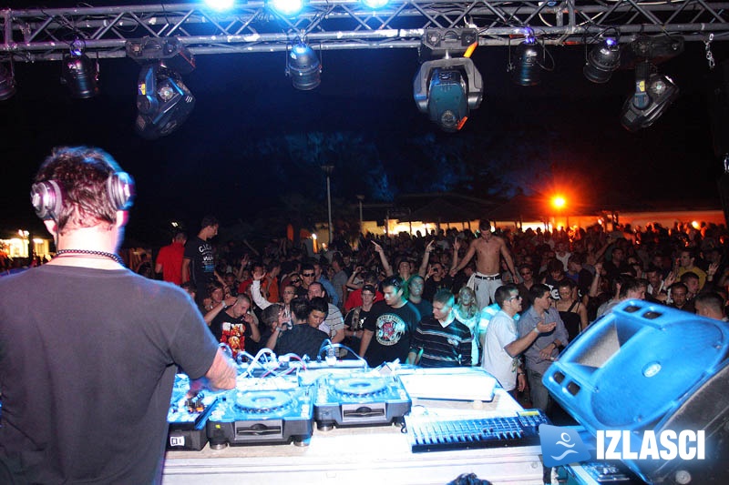 Spektakl za ljubitelje elektronske glazbe - Truesound Festival, Kanegra