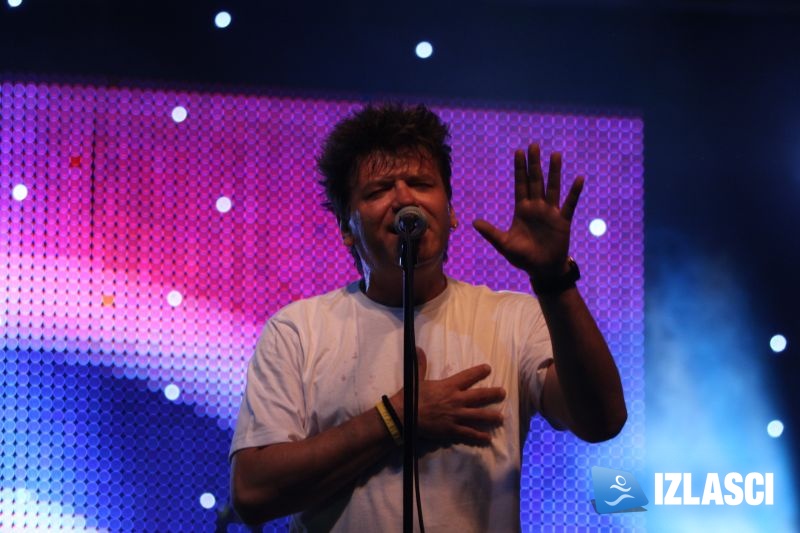 Koncert Halida Bešlića i Crvene Jabuke u Poreču