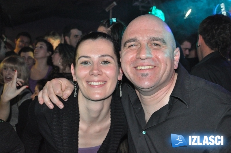 Odlični The Night Express Band u diskoteci Magnus 