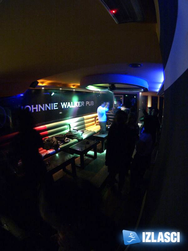 'Šareni' Johnnie Walker pub