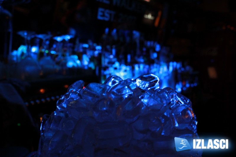 Zvijezde HTZ-a posjetile Johnnie Walker Pub