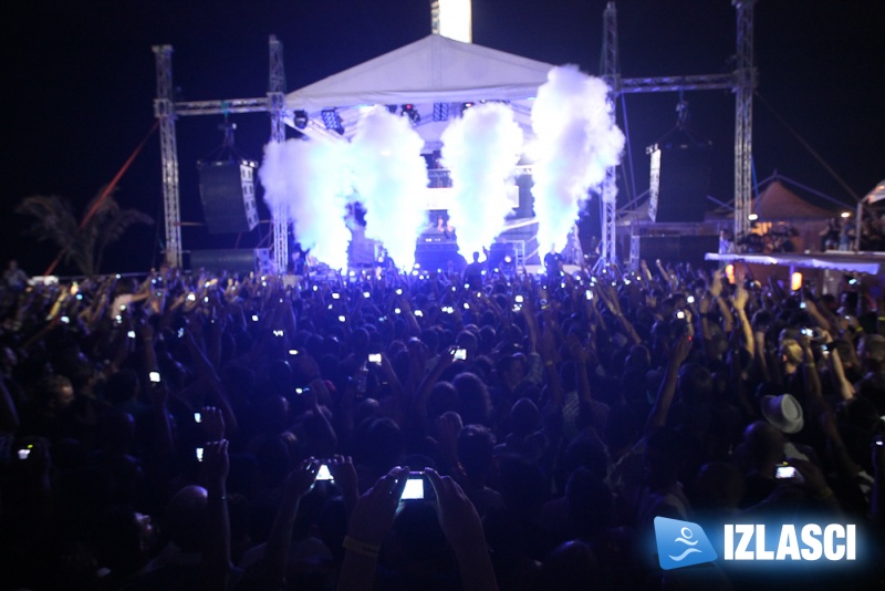 DJ Tiësto zapalio Papayju