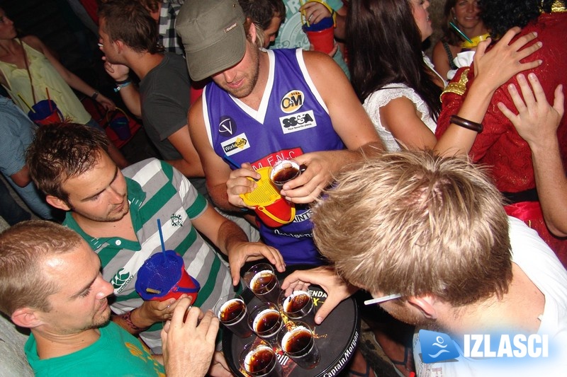 Captain Morgan party u Galerija baru u Dubrovniku