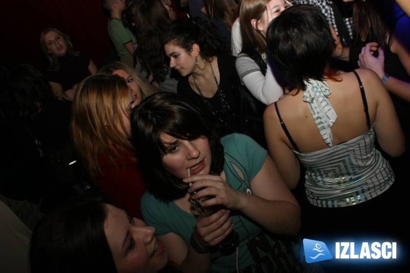 Humanitarna brucošijada tehničkog fakulteta u Stereo Klubbu