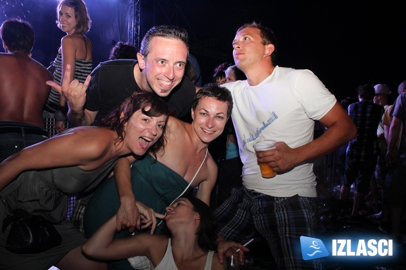 Senzacionalan nastup The Chemical Brothersa na "Moon and rocks" festivalu