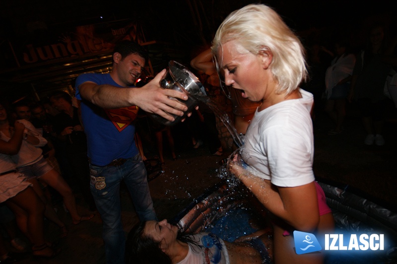 Wet T-Shirt karavana na otoku Krku u clubu Jungle