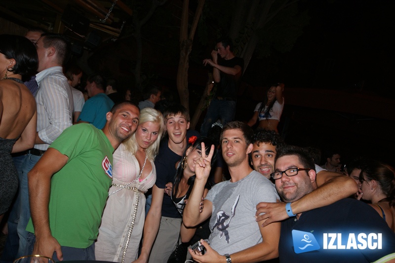 Wet T-Shirt karavana na otoku Krku u clubu Jungle
