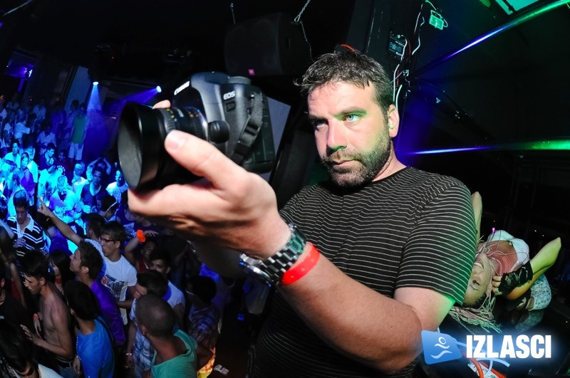 Benni Benasi u Aquariusu 