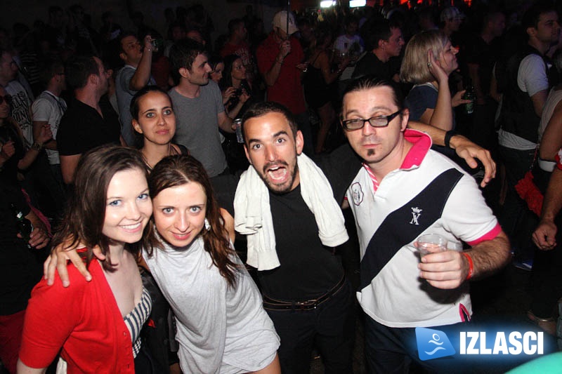 Starsnight u centru Monvi