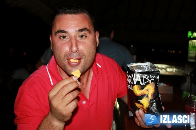 Daj mi taj chips! Tornado Ryderz party u cocktail baru Daylight, Umag