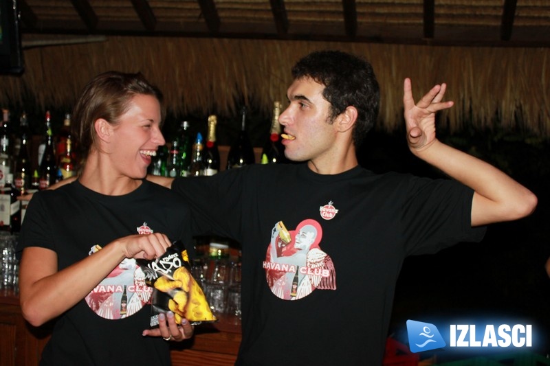 Daj mi taj chips! Tornado Ryderz party u cocktail baru Daylight, Umag