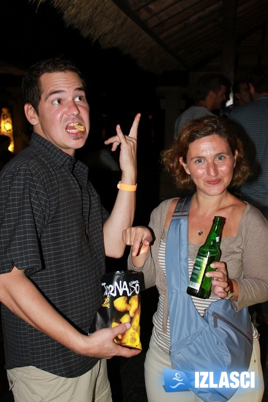 Daj mi taj chips! Tornado Ryderz party u cocktail baru Daylight, Umag