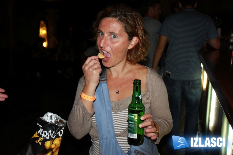 Daj mi taj chips! Tornado Ryderz party u cocktail baru Daylight, Umag