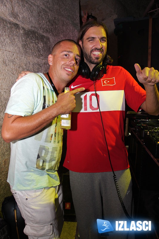 Brojni DJ-evi iz 8 zemalja oživili Fort Bourgignon
