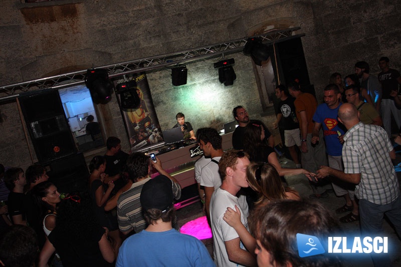 Brojni DJ-evi iz 8 zemalja oživili Fort Bourgignon