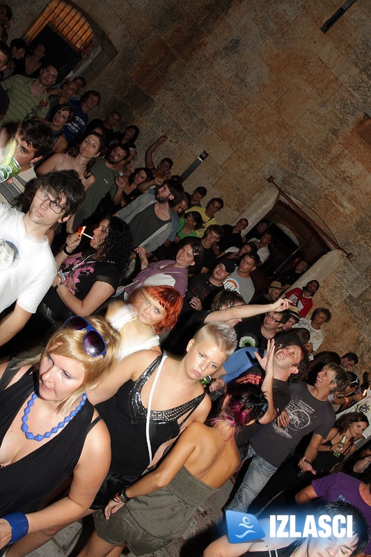 Brojni DJ-evi iz 8 zemalja oživili Fort Bourgignon