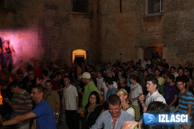 Brojni DJ-evi iz 8 zemalja oživili Fort Bourgignon