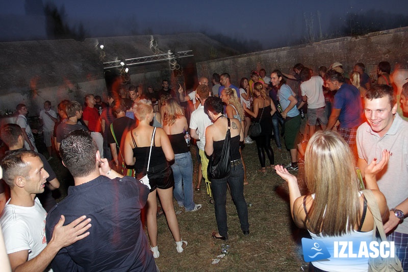 Brojni DJ-evi iz 8 zemalja oživili Fort Bourgignon