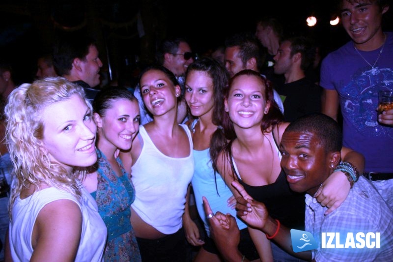 Wet T-Shirt Smirnoff party u Summer clubu Dali u Medulinu
