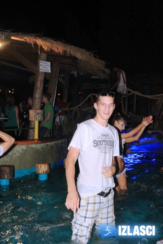Wet T-Shirt Smirnoff party u Summer clubu Dali u Medulinu