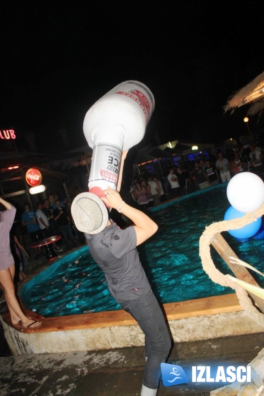 Wet T-Shirt Smirnoff party u Summer clubu Dali u Medulinu