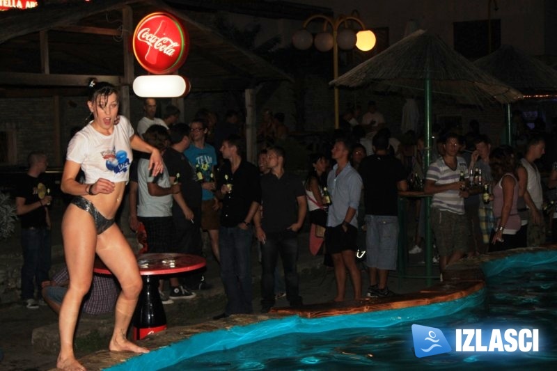 Wet T-Shirt Smirnoff party u Summer clubu Dali u Medulinu