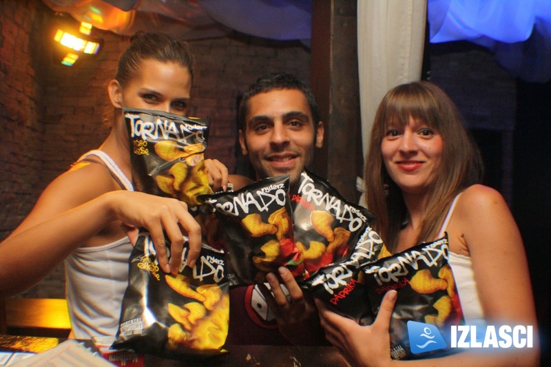 Tornado Ryderz chips + cocktail? Odlična kombinacija! Cocktail bar Mango, Zadar