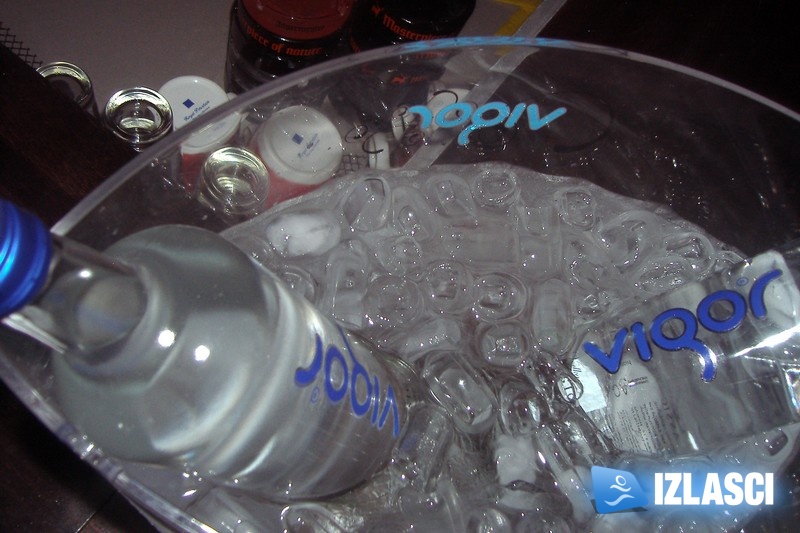 Vigor party u Mirage baru