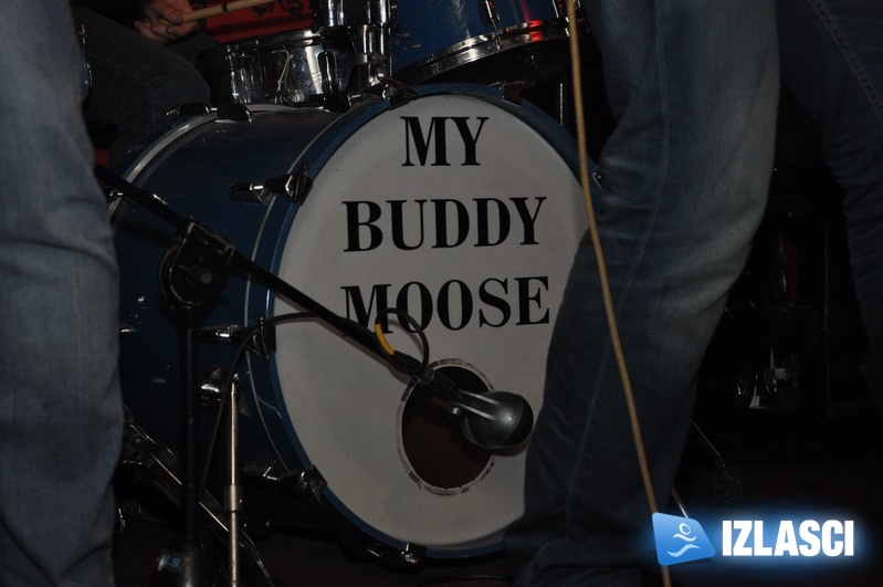 My Buddy Moose u Tunelu