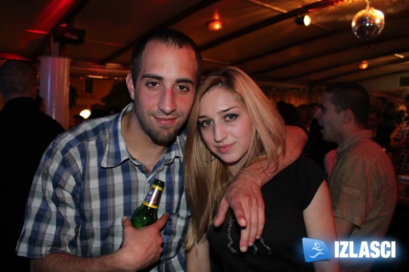 Ta naša barka mala... - Club Nina2