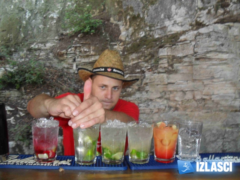 Nothing compares to Havana - summer tour 2012. (Beach bar Pacino)