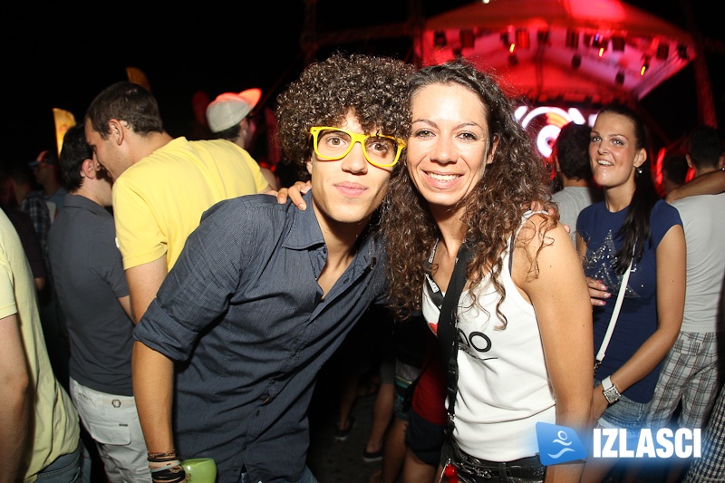 Papaya Night Party