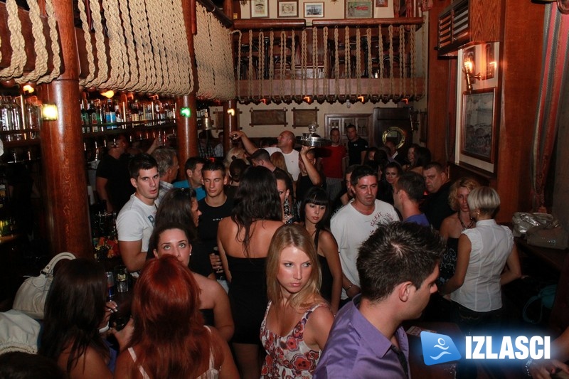 After party modne revije "Riječke stepenice" u Phanas pubu 