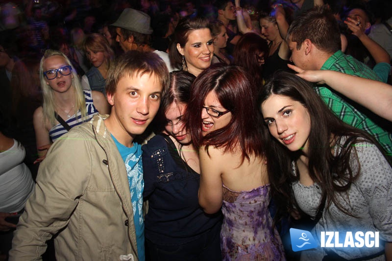 Student party u klubu Uljanik