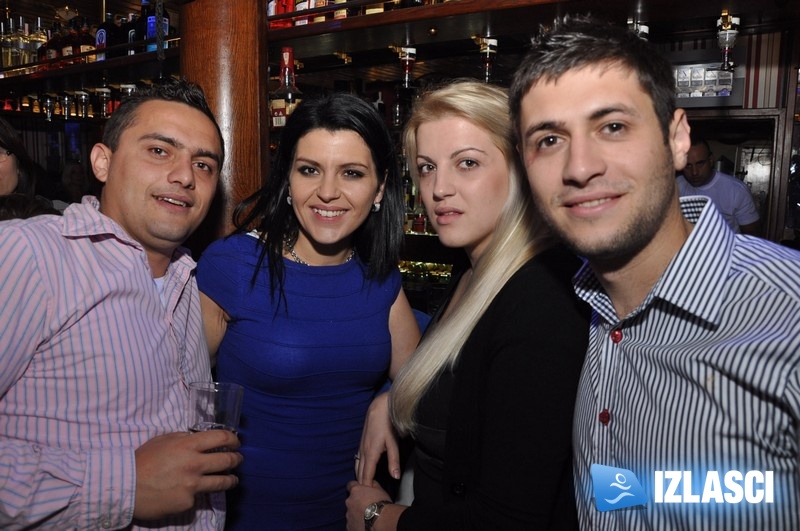 Tony Cetinski na karaoke partyju u Phanasu!