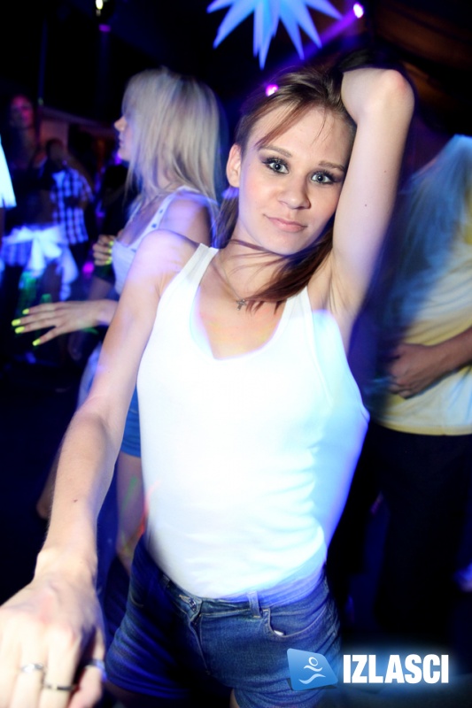 UValjivanje party @ Aquarius club