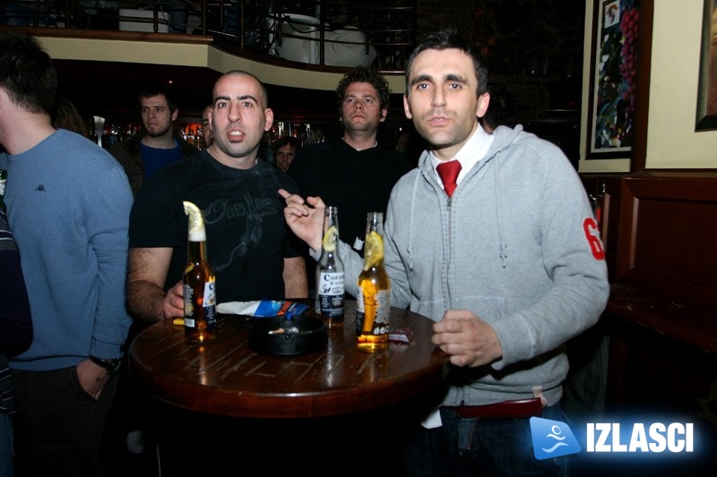 Na vrh svijeta nažalost samo uz grupe En Face i Grad