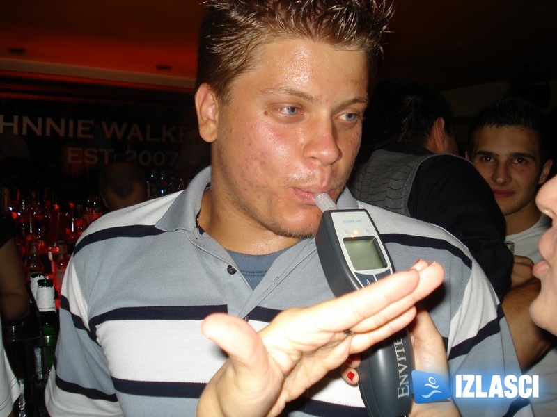IZLASCI.net ALCO PATROLA testirala Johnnie Walker i Phanas