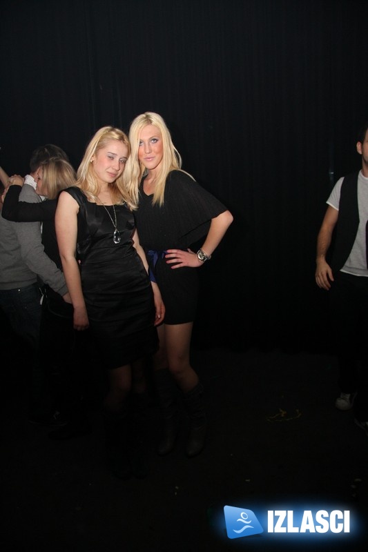 J&B Start a Party u prepunom Aquariusu 