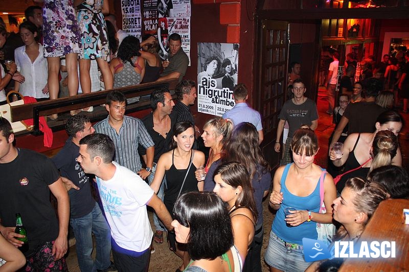 Student party u klubu Uljanik
