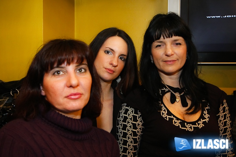 Modna revija u Johhnie Walker Pubu oduševila posjetitelje 