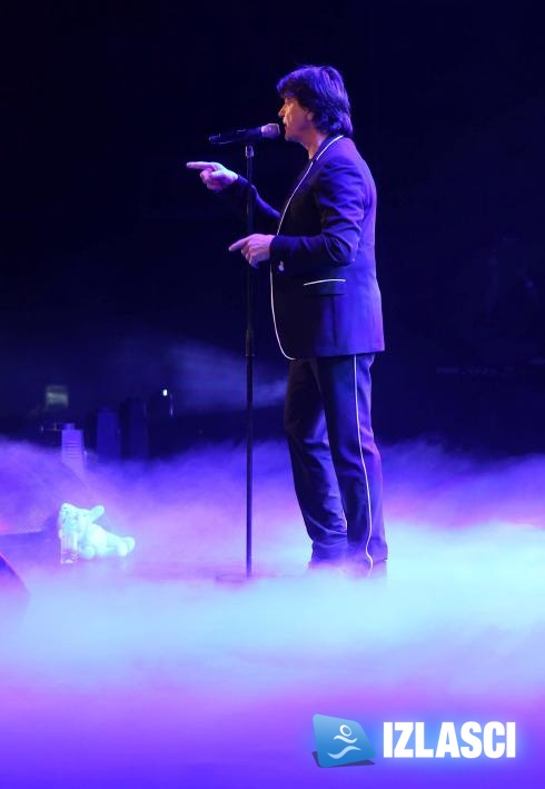 Zdravko Čolić održao koncert za pamćenje u Areni